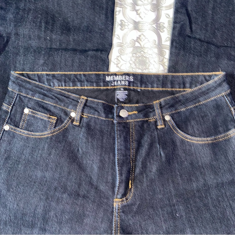 Members women’s jeans. Boot cut. SZ 16. NEW NO TAGS - Picture 4 of 6